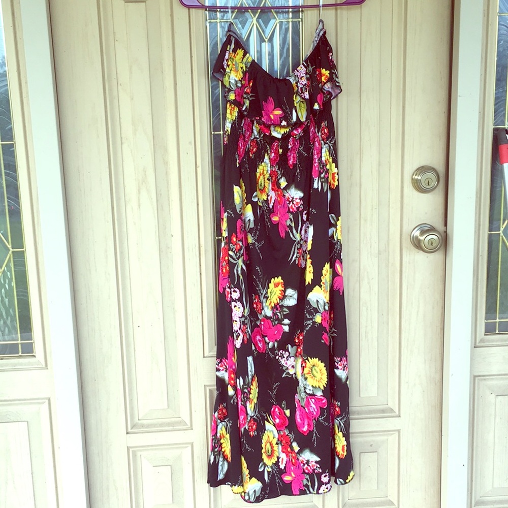 Beautiful flower maxi dress
